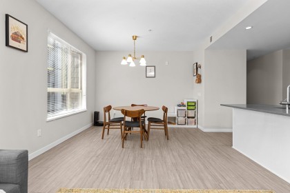Photo 9 at 212 - 2663 Library Lane, Lynn Valley, North Vancouver