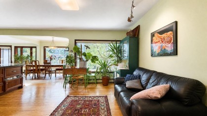 Photo 11 at 624 W 30th Avenue, Cambie, Vancouver West