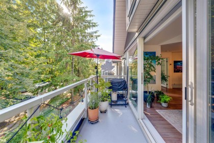 Photo 19 at 304 - 865 W 15th Avenue, Fairview VW, Vancouver West