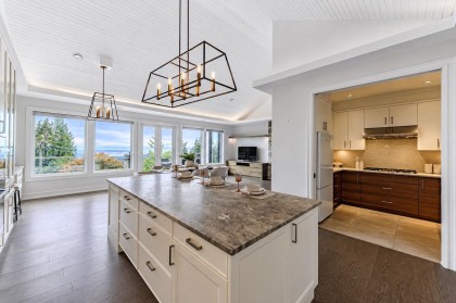 Photo 16 at 4816 Skyline Drive, Canyon Heights NV, North Vancouver