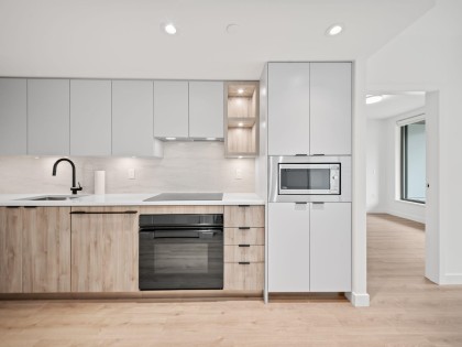 Photo 9 at 425 - 755 Harbourside Drive, Harbourside, North Vancouver