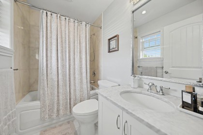 Photo 26 at 952 Grand Boulevard, Boulevard, North Vancouver