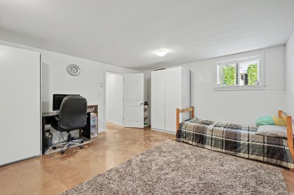 Photo 34 at 952 Grand Boulevard, Boulevard, North Vancouver