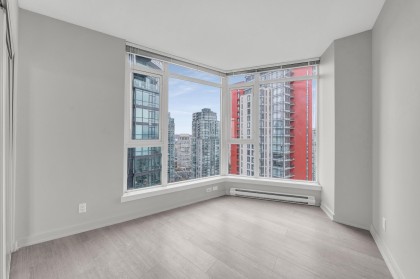 Photo 16 at 3201 - 1188 W Pender Street, Coal Harbour, Vancouver West