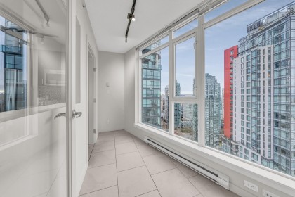 Photo 24 at 3201 - 1188 W Pender Street, Coal Harbour, Vancouver West