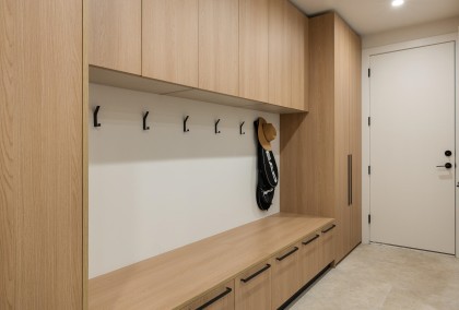 Photo 19 at 450 Macbeth Crescent, Cedardale, West Vancouver