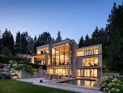 Photo 40 at 450 Macbeth Crescent, Cedardale, West Vancouver