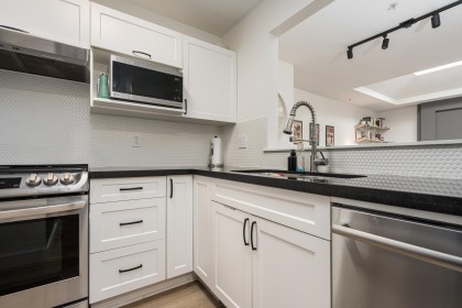 Photo 8 at 407 - 1333 W 7th Avenue, Fairview VW, Vancouver West