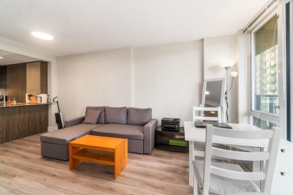 Photo 17 at 813 - 1088 Richards Street, Yaletown, Vancouver West