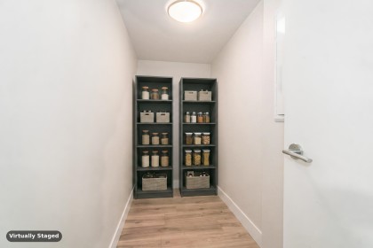 Photo 9 at 813 - 1088 Richards Street, Yaletown, Vancouver West
