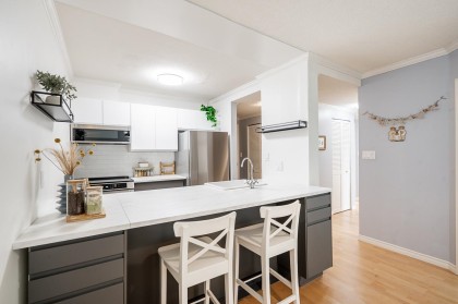 Photo 10 at 303 - 1510 W 1st Avenue, False Creek, Vancouver West