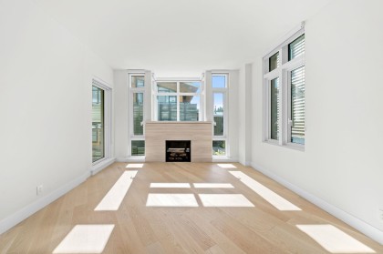 Photo 5 at 404 - 6699 Nelson Avenue, Horseshoe Bay WV, West Vancouver