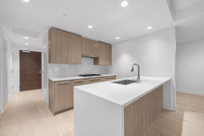 Photo 6 at 405 - 2785 Library Lane, Lynn Valley, North Vancouver