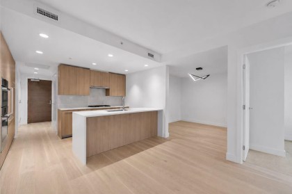 Photo 4 at 405 - 2785 Library Lane, Lynn Valley, North Vancouver