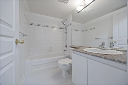 Photo 27 at 907 - 1189 Howe Street, Downtown VW, Vancouver West