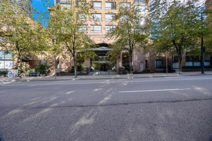 Photo 4 at 907 - 1189 Howe Street, Downtown VW, Vancouver West