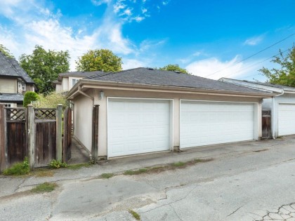 Photo 39 at 3262 W 12th Avenue, Kitsilano, Vancouver West