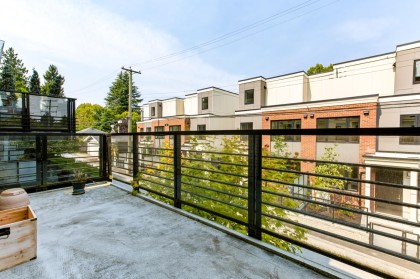 Photo 10 at 2 - 589 W King Edward Avenue, Cambie, Vancouver West