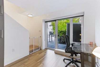Photo 8 at 2 - 589 W King Edward Avenue, Cambie, Vancouver West