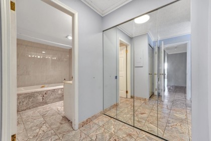 Photo 22 at 203 - 1675 Hornby Street, Yaletown, Vancouver West