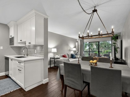 Photo 6 at 205 - 150 E 5th Street, Lower Lonsdale, North Vancouver
