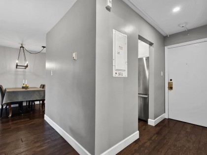 Photo 13 at 205 - 150 E 5th Street, Lower Lonsdale, North Vancouver