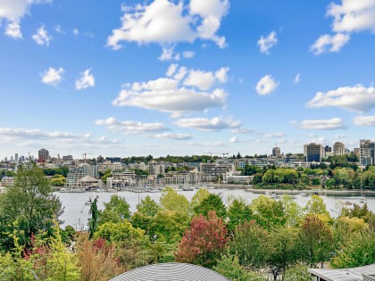 Photo 1 at 708 - 1408 Strathmore Mews, Yaletown, Vancouver West
