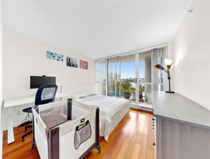 Photo 11 at 708 - 1408 Strathmore Mews, Yaletown, Vancouver West