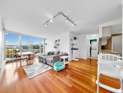Photo 4 at 708 - 1408 Strathmore Mews, Yaletown, Vancouver West