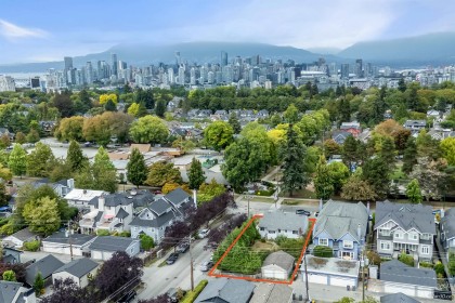Photo 4 at 96 W 16th Avenue, Cambie, Vancouver West