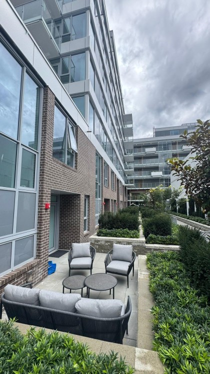 Photo 2 at 114 - 423 6th Street, Park Royal, West Vancouver