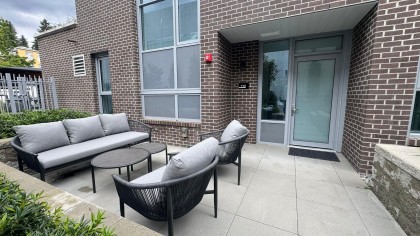 Photo 3 at 114 - 423 6th Street, Park Royal, West Vancouver