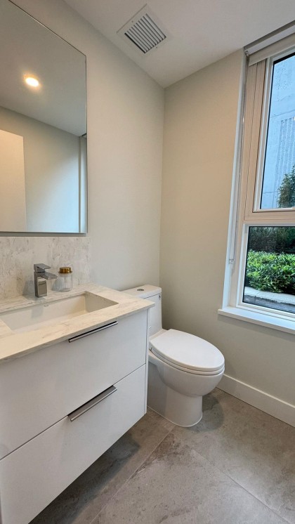 Photo 14 at 114 - 423 6th Street, Park Royal, West Vancouver