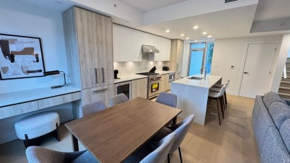 Photo 11 at 114 - 423 6th Street, Park Royal, West Vancouver