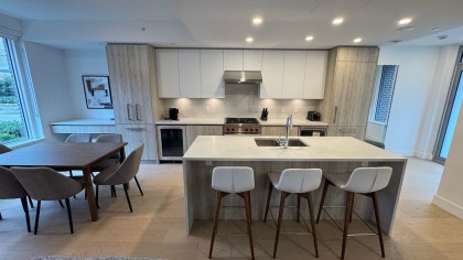 Photo 8 at 114 - 423 6th Street, Park Royal, West Vancouver