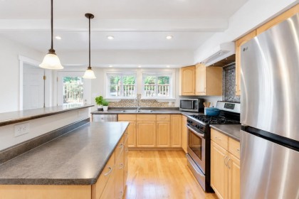 Photo 16 at 272 E Osborne Road, Upper Lonsdale, North Vancouver