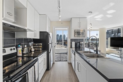 Photo 6 at 305 - 689 Abbott Street, Downtown VW, Vancouver West
