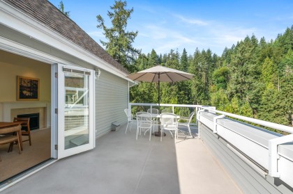 Photo 12 at 303 - 3373 Capilano Crescent, Capilano NV, North Vancouver