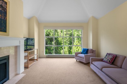 Photo 10 at 303 - 3373 Capilano Crescent, Capilano NV, North Vancouver