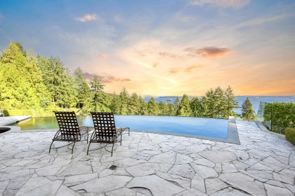 Photo 5 at 4672 Clovelly Walk, Caulfeild, West Vancouver