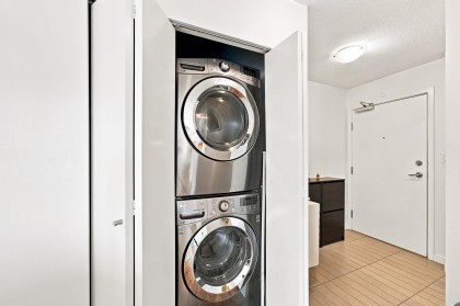Photo 16 at 1703 - 233 Robson Street, Downtown VW, Vancouver West