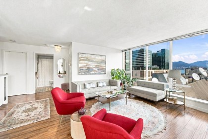 Photo 3 at 1703 - 233 Robson Street, Downtown VW, Vancouver West