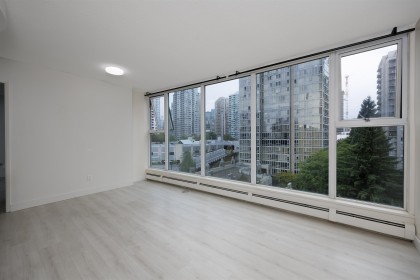 Photo 2 at 902 - 1008 Cambie Street, Yaletown, Vancouver West