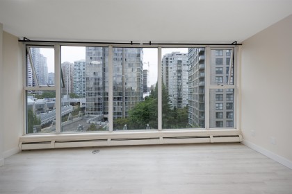 Photo 3 at 902 - 1008 Cambie Street, Yaletown, Vancouver West