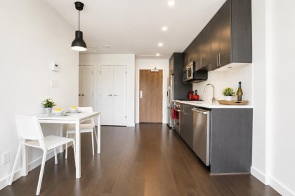 Photo 9 at 906 - 38 W 1st Avenue, False Creek, Vancouver West