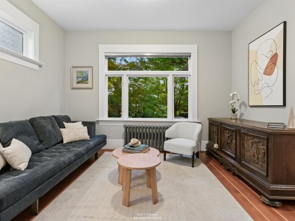 Photo 3 at 559 W 18th Avenue, Cambie, Vancouver West