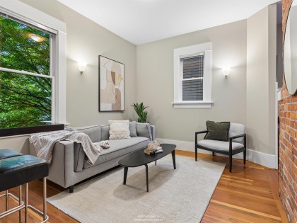 Photo 10 at 559 W 18th Avenue, Cambie, Vancouver West