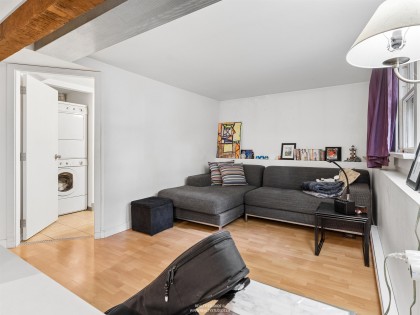 Photo 33 at 559 W 18th Avenue, Cambie, Vancouver West