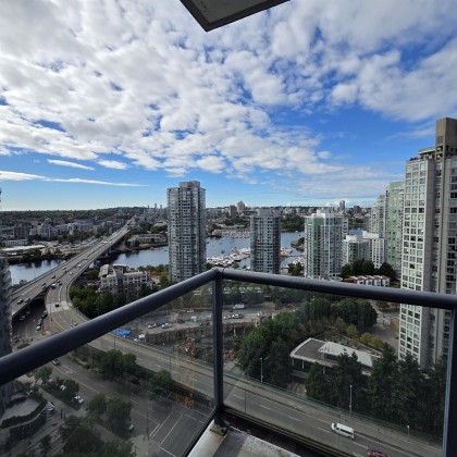 Photo 11 at 3008 - 939 Expo Boulevard, Yaletown, Vancouver West