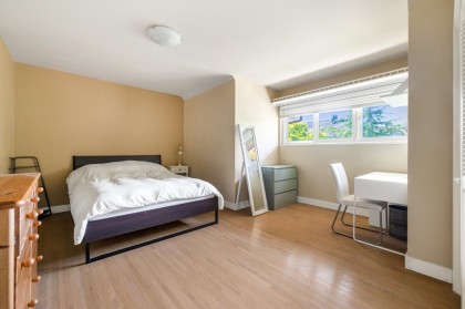 Photo 10 at 1545 W 49th Avenue, South Granville, Vancouver West